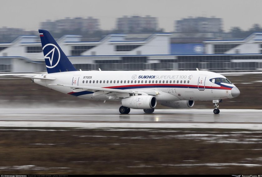 Superjet 100