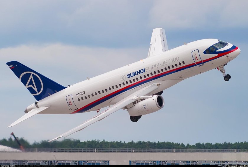 Sukhoi Superjet 100-95b
