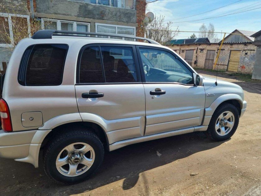 Suzuki grand vitara 2002