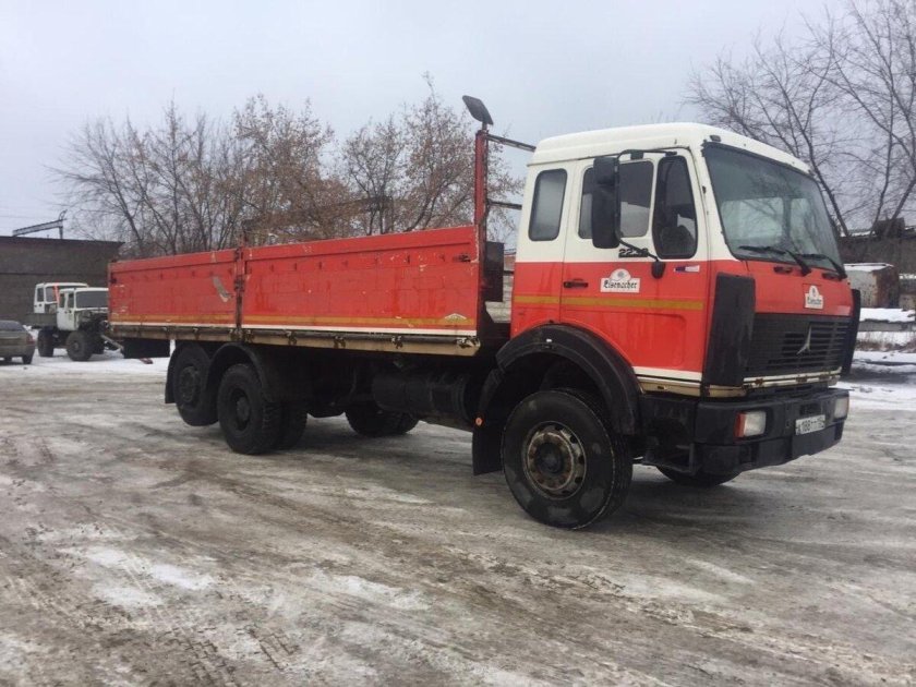 Daewoo Truck 1982