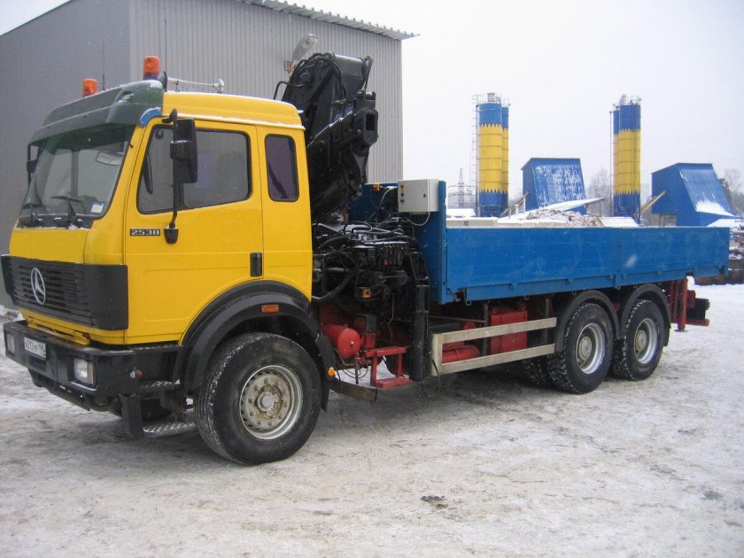 Мерседес с КМУ