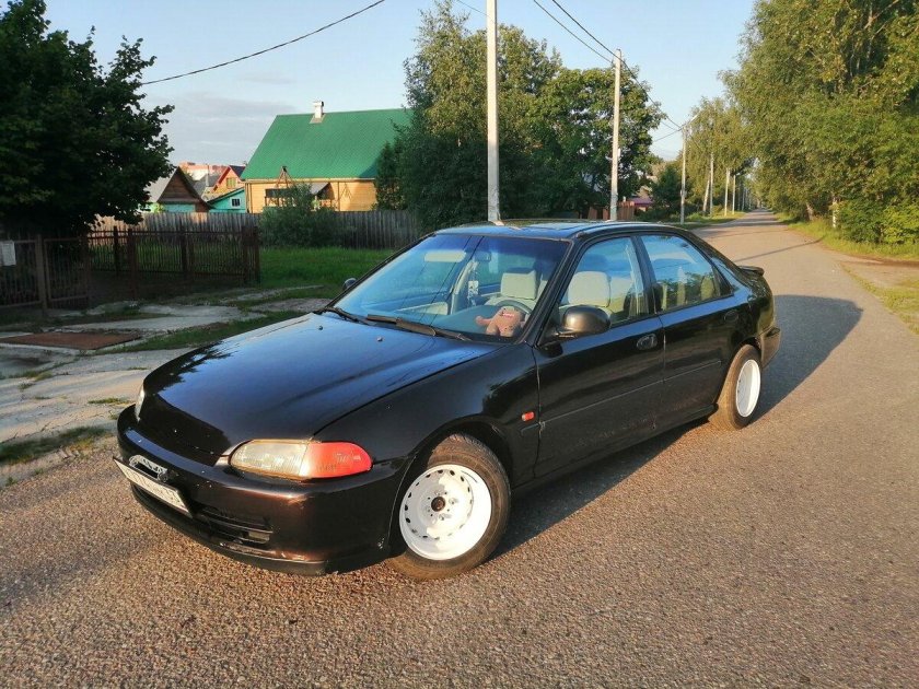 Honda Civic 1993 седан