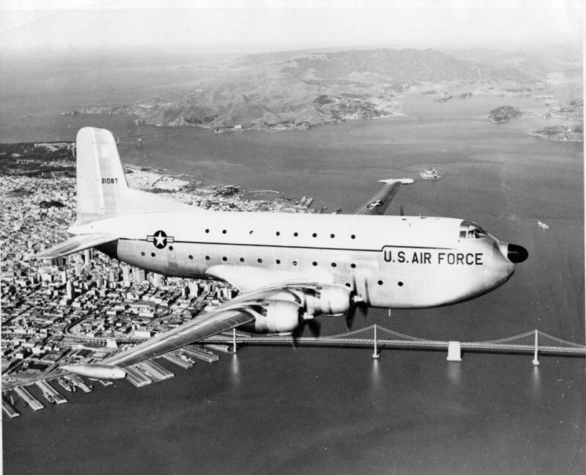 Самолет Дуглас с-124 Глоубмастер