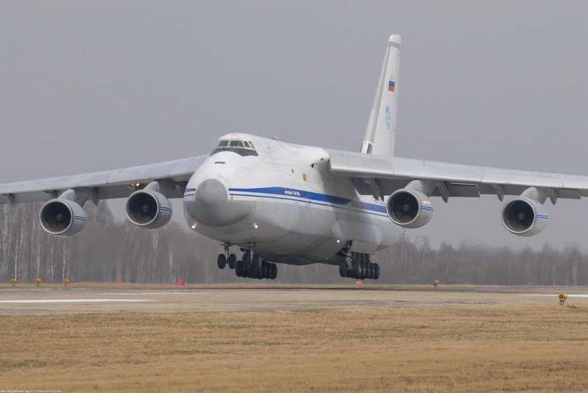 АН-124 Руслан ил 76