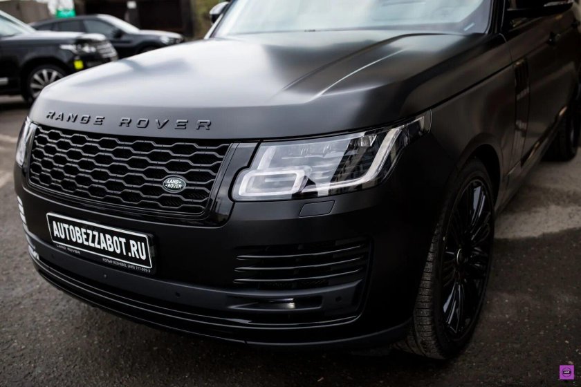 Range Rover черный матовый