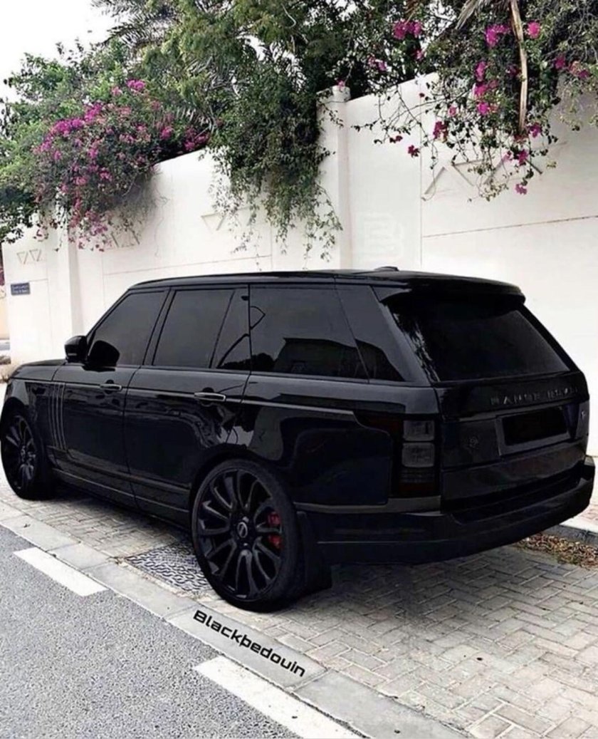 Рендж Ровер спорт 2023