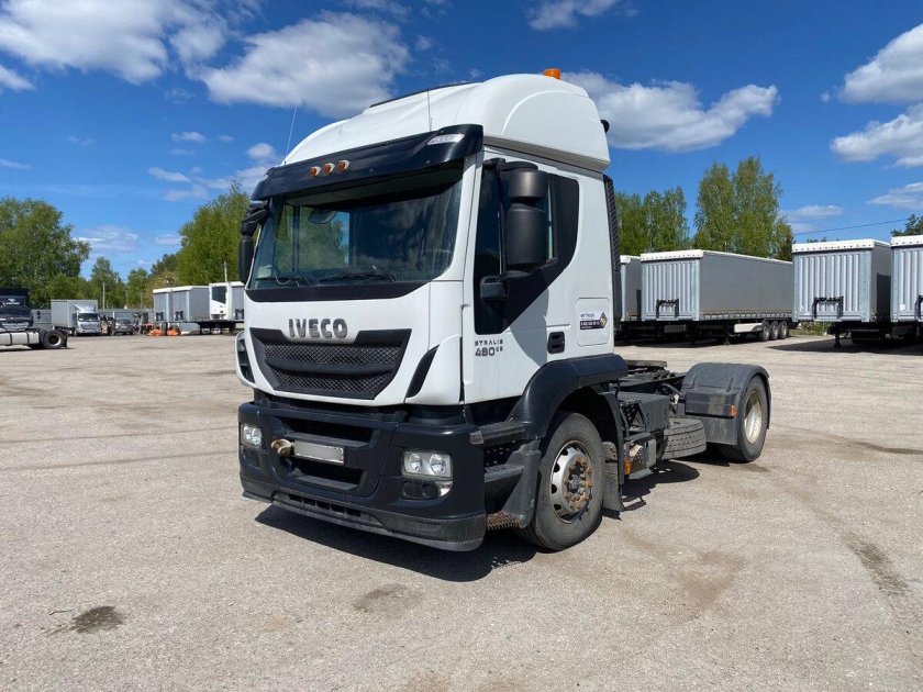 Тягач ивеко