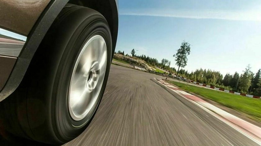 Колесо машины