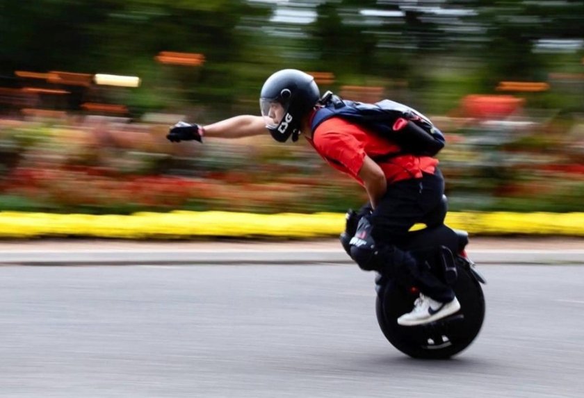 INMOTION v13 Challenger