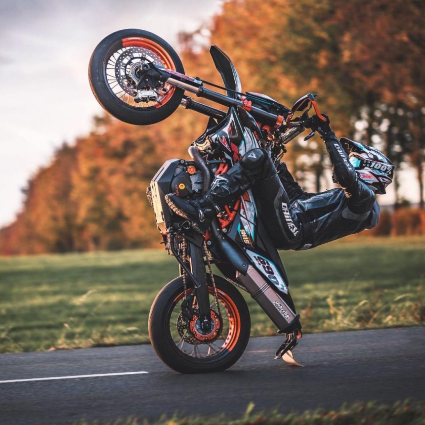 КТМ супермото стант