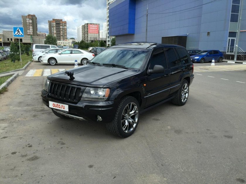 Jeep Grand Cherokee 2004 черный