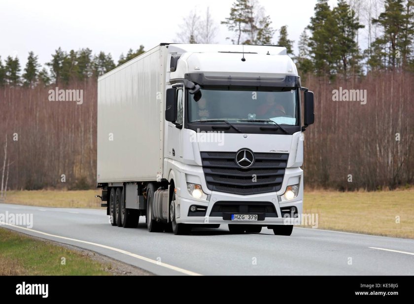 Mercedes Benz Actros 1845