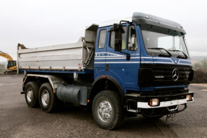 Mercedes-Benz sk 2538