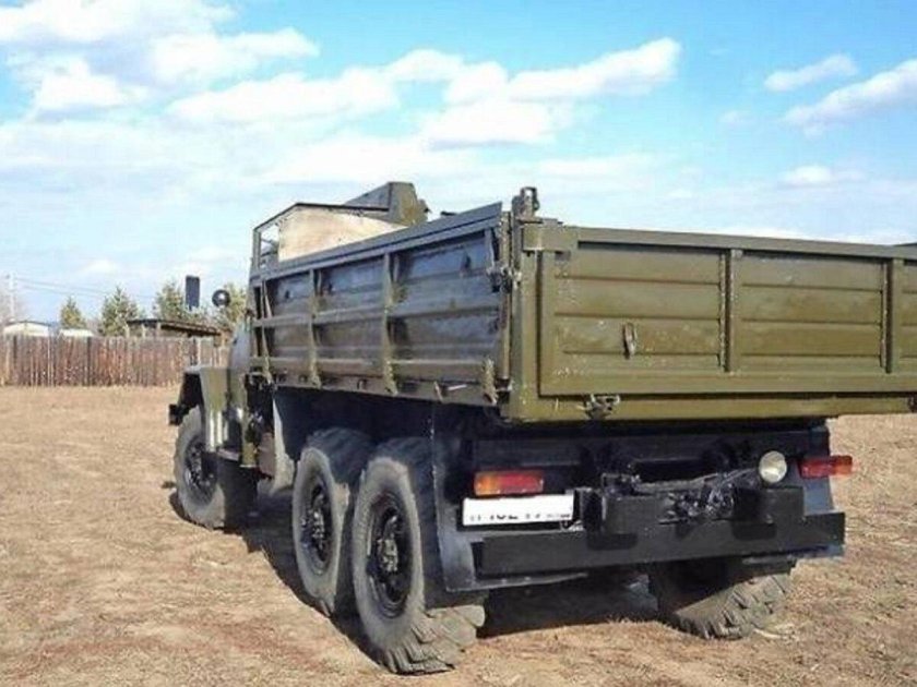 Грузовики урал