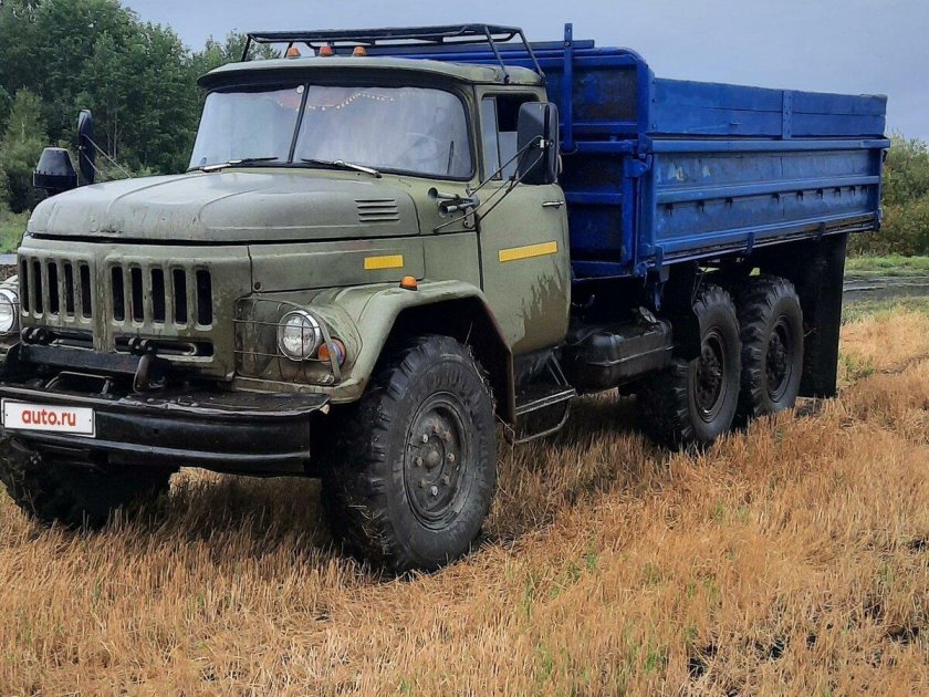 ЗИЛ 131 под капотом