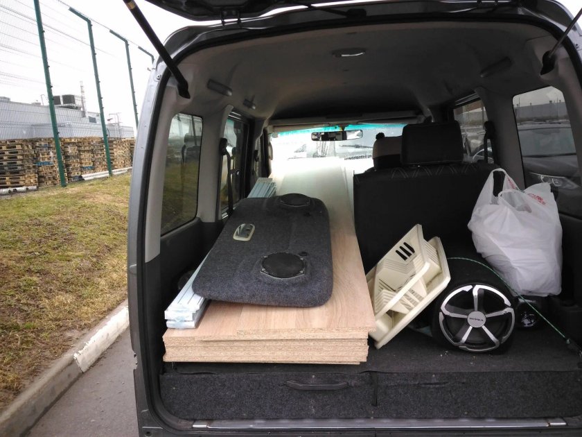 Daihatsu Hijet. 7 Мест