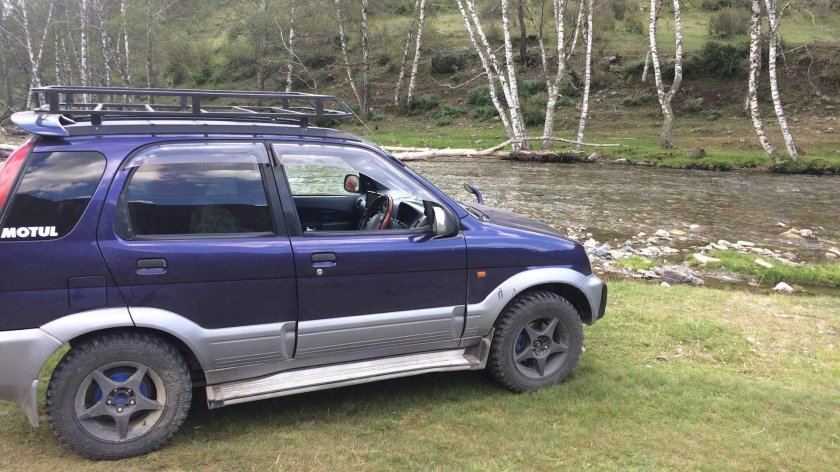 Багажник на крышу Дайхатсу Териос