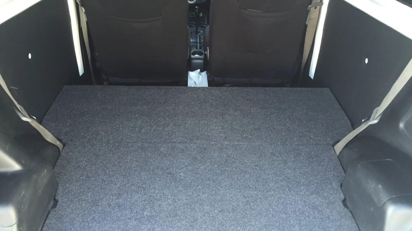 Daihatsu Mira багажник