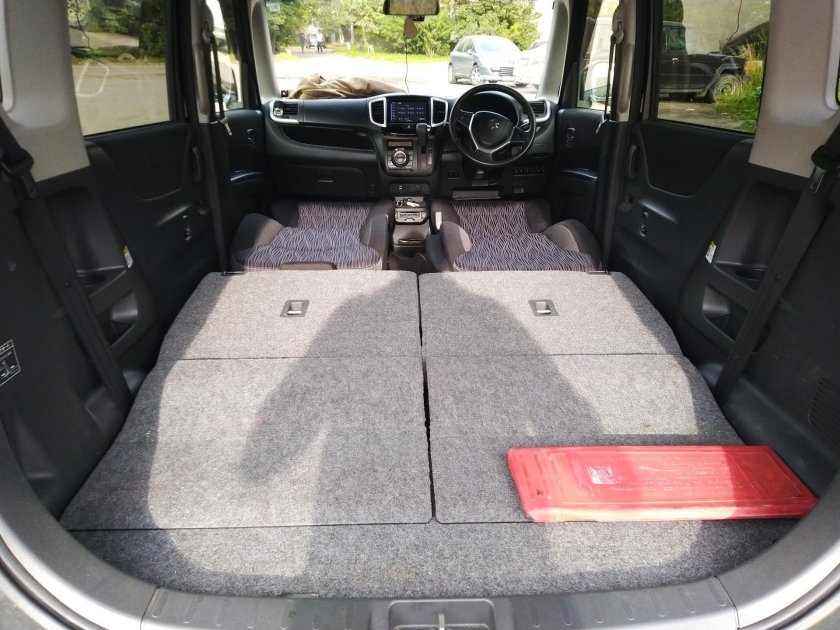 Toyota roomy трансформация салона