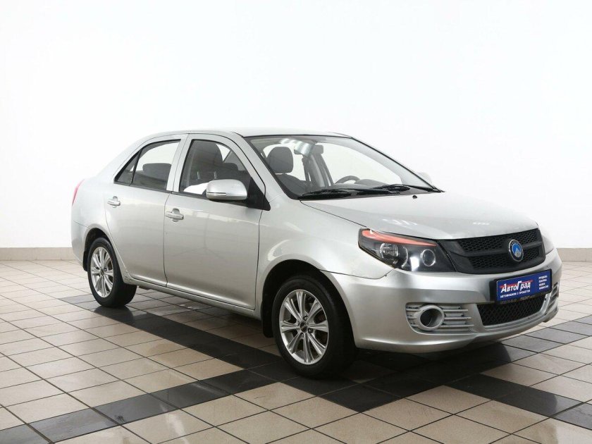 Машина Geely gc6