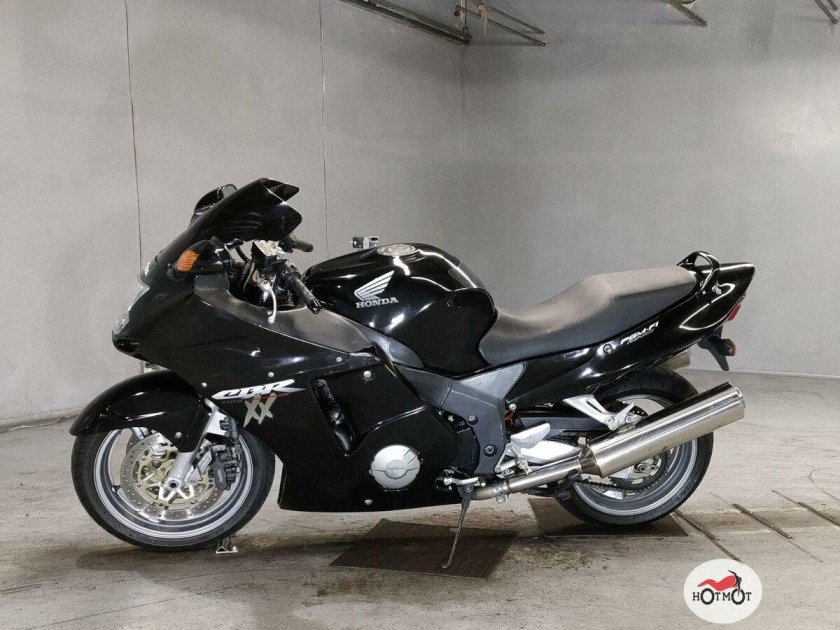 Honda cbr 1100 blackbird