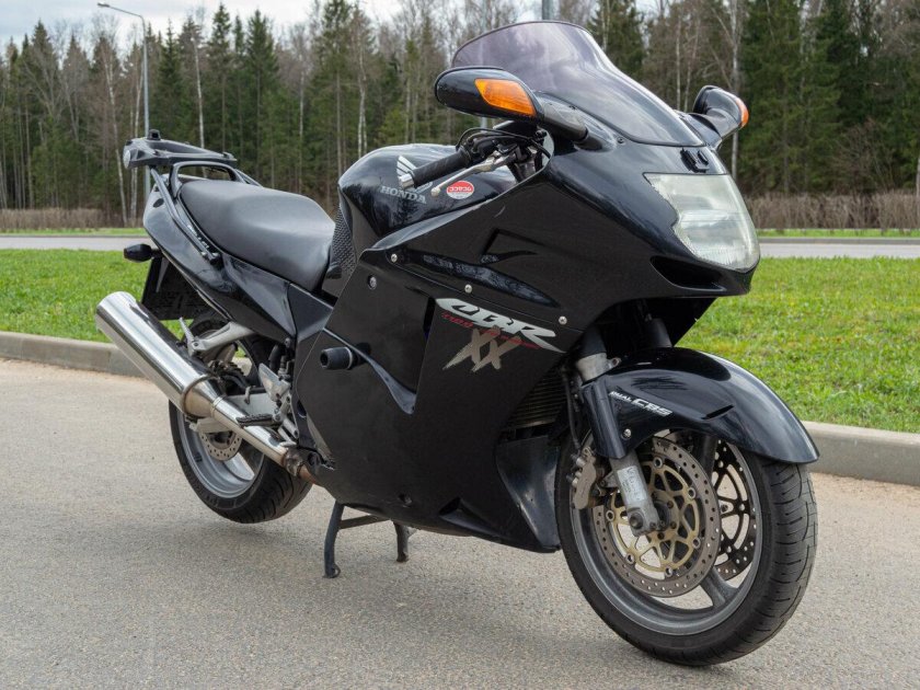 Мотоцикл honda cbr