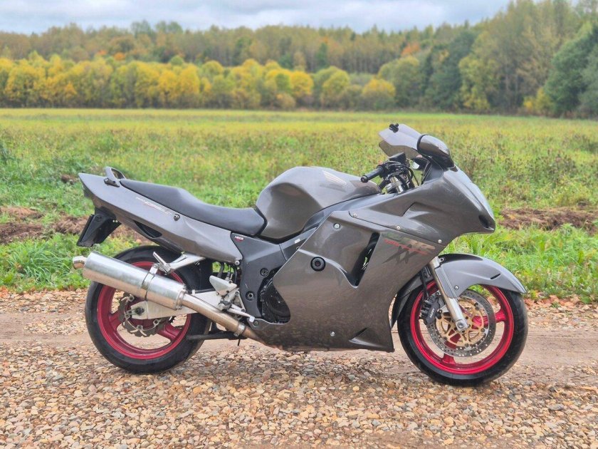 Хонда дрозд 1100