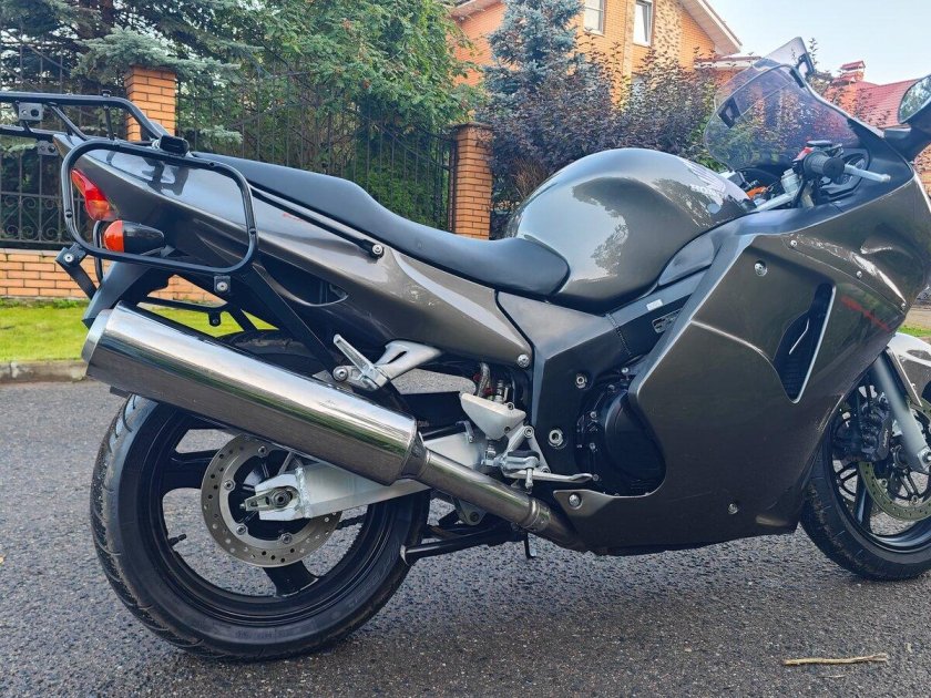 Хонда сбр 1100хх