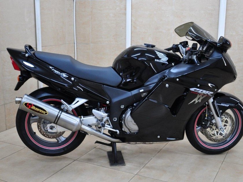 Хонда сбр 1100хх