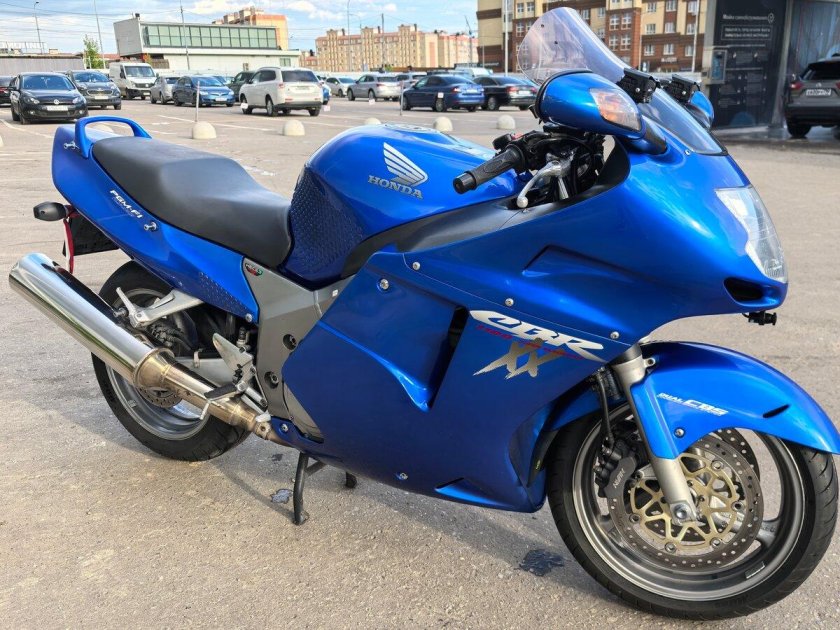 Мотоцикл honda cbr