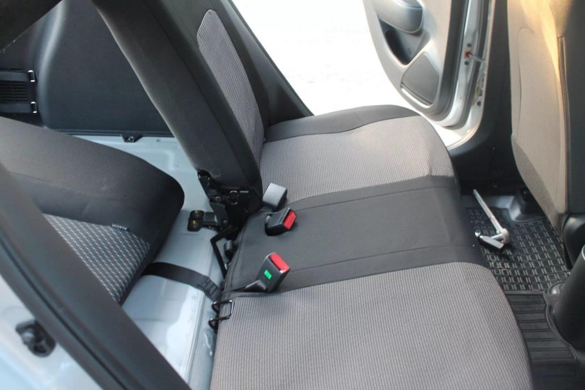 Isofix Kia Rio 4