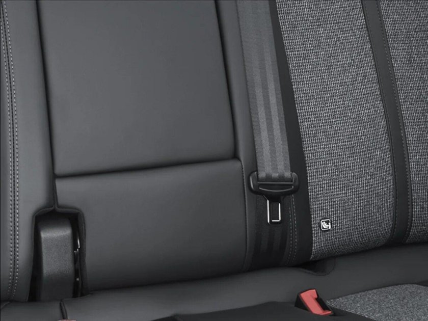 Тойота рав 4 изофикс