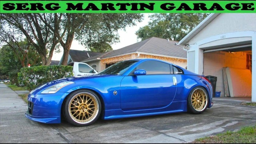 Nissan 350z Blue