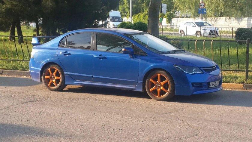 Honda Civic 4d синий