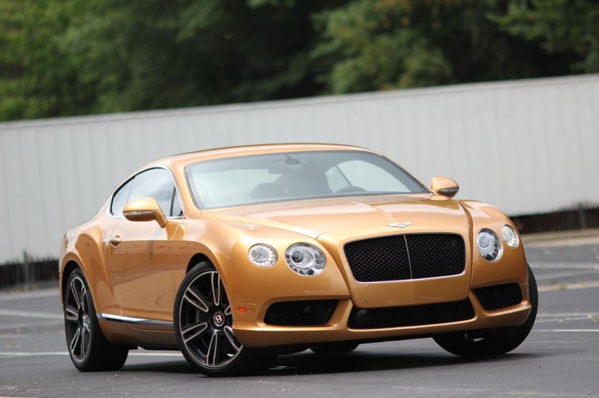 Бентли Континенталь gt золотой
