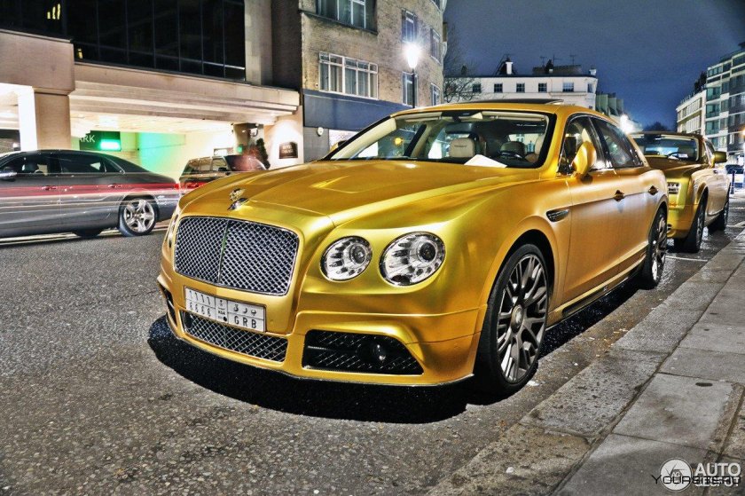 Bentley Bentayga Gold