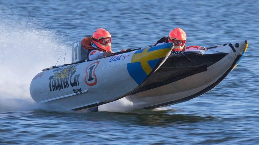 Скиф лодка гоночная