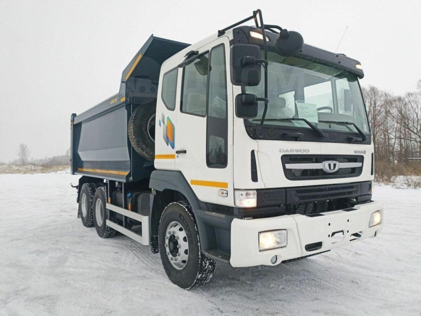 Daewoo Novus самосвал