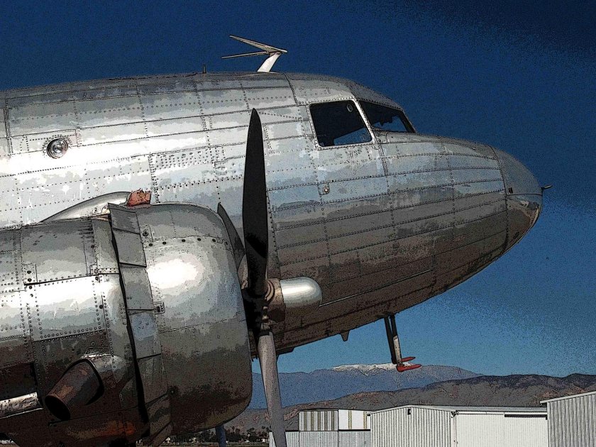 Самолет Douglas DC-3