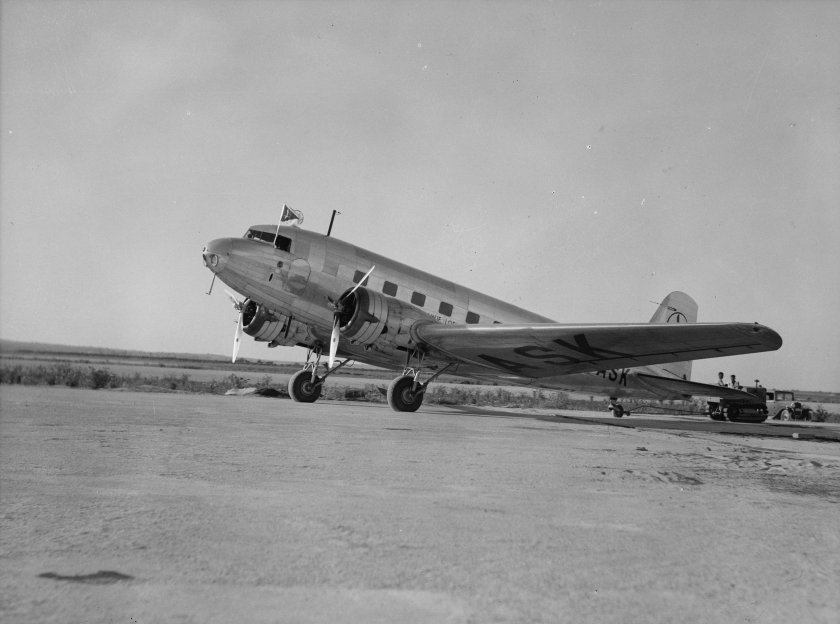 Самолёт Дуглас DC-2
