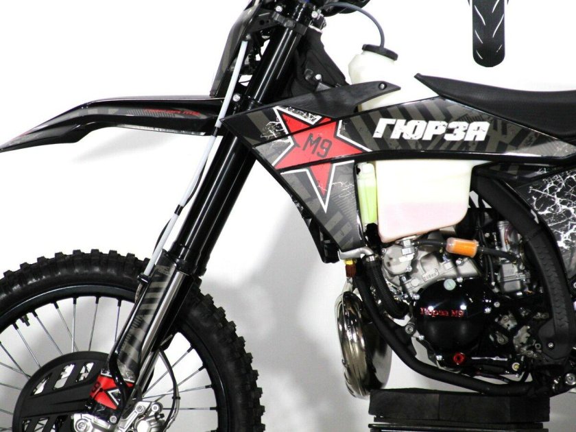 Эндуро гюрза