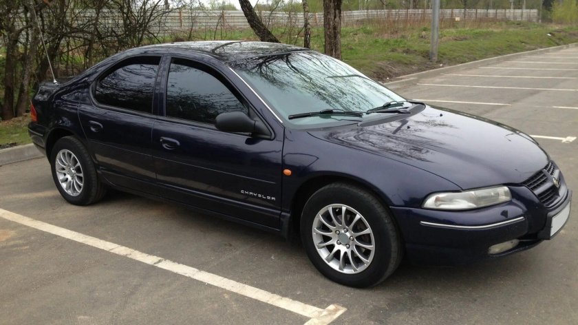 Chrysler Stratus 1998