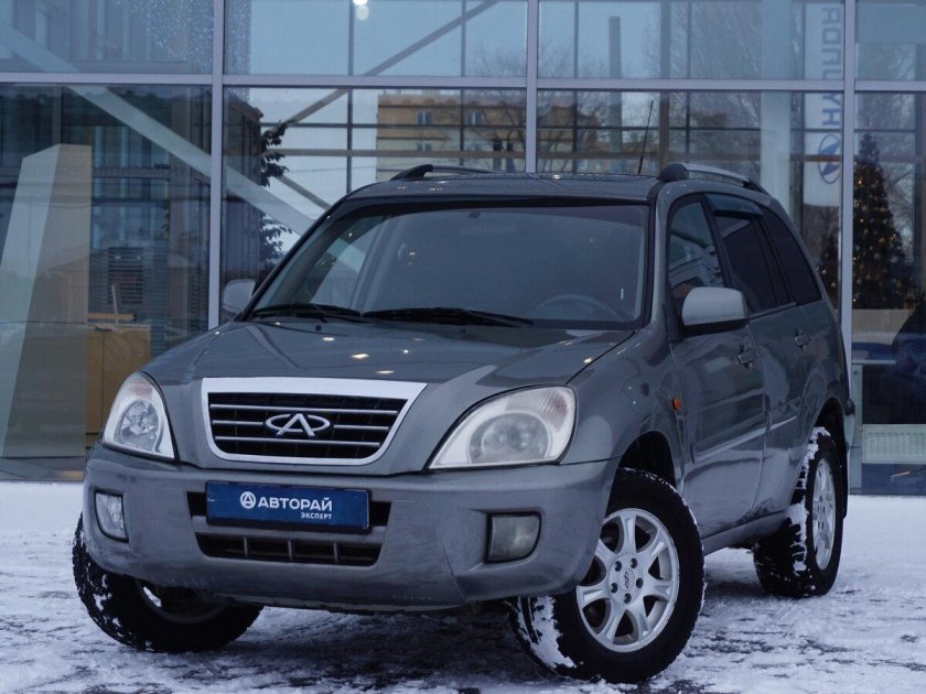 Машина chery tiggo