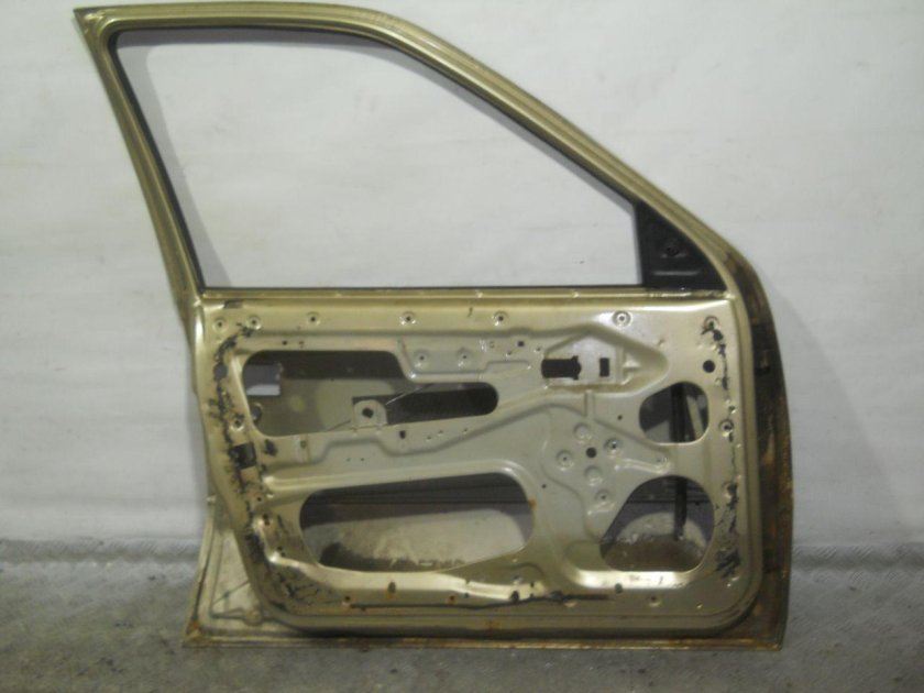 Daewoo Nexia 2012 дверь передняя левая