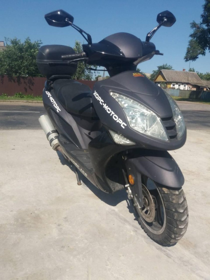 Скутер Хорс Моторс