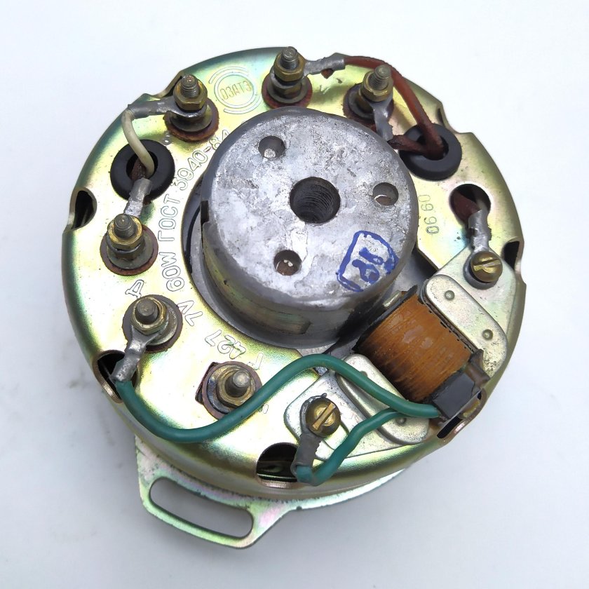 Генератор Минск 12v