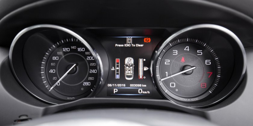 Ягуар ф тайп 2014 приборная панель