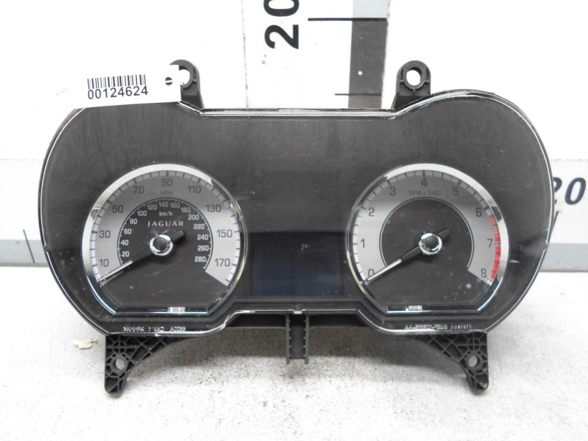 Панель приборов Ягуар XF