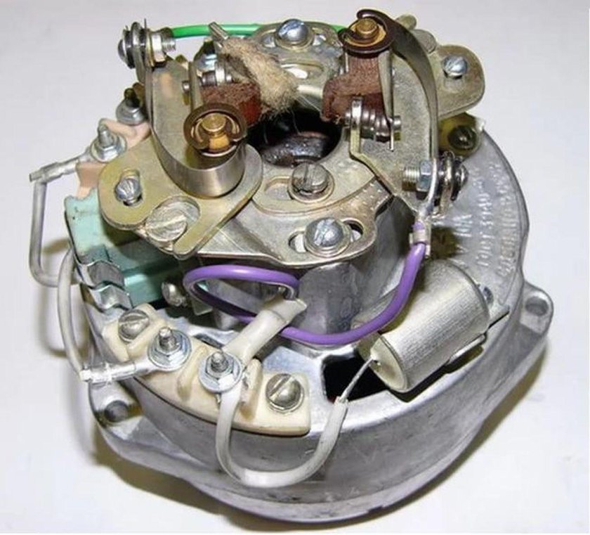 Генератор ИЖ Юпитер 12в