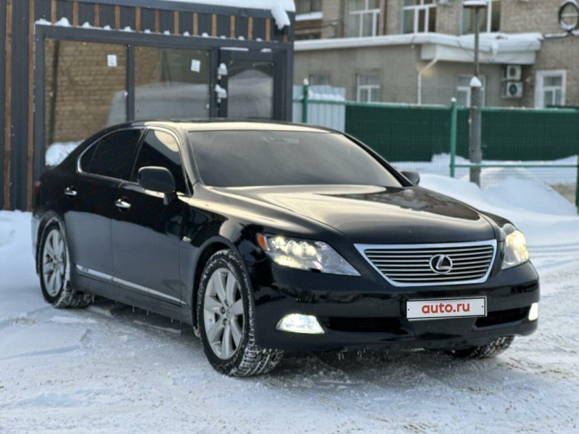 Lexus ls iv